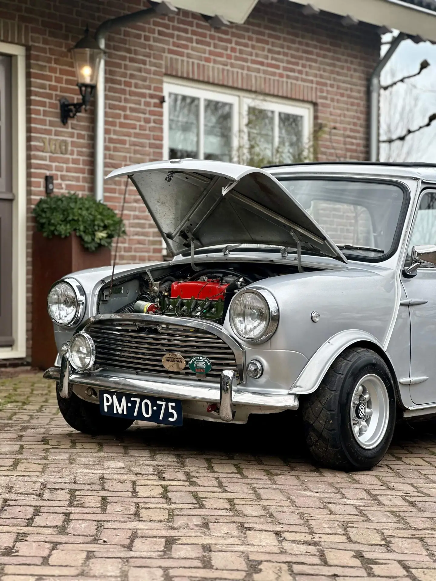 Innocenti mini classic MK2 grijs kopen bij brooks motors