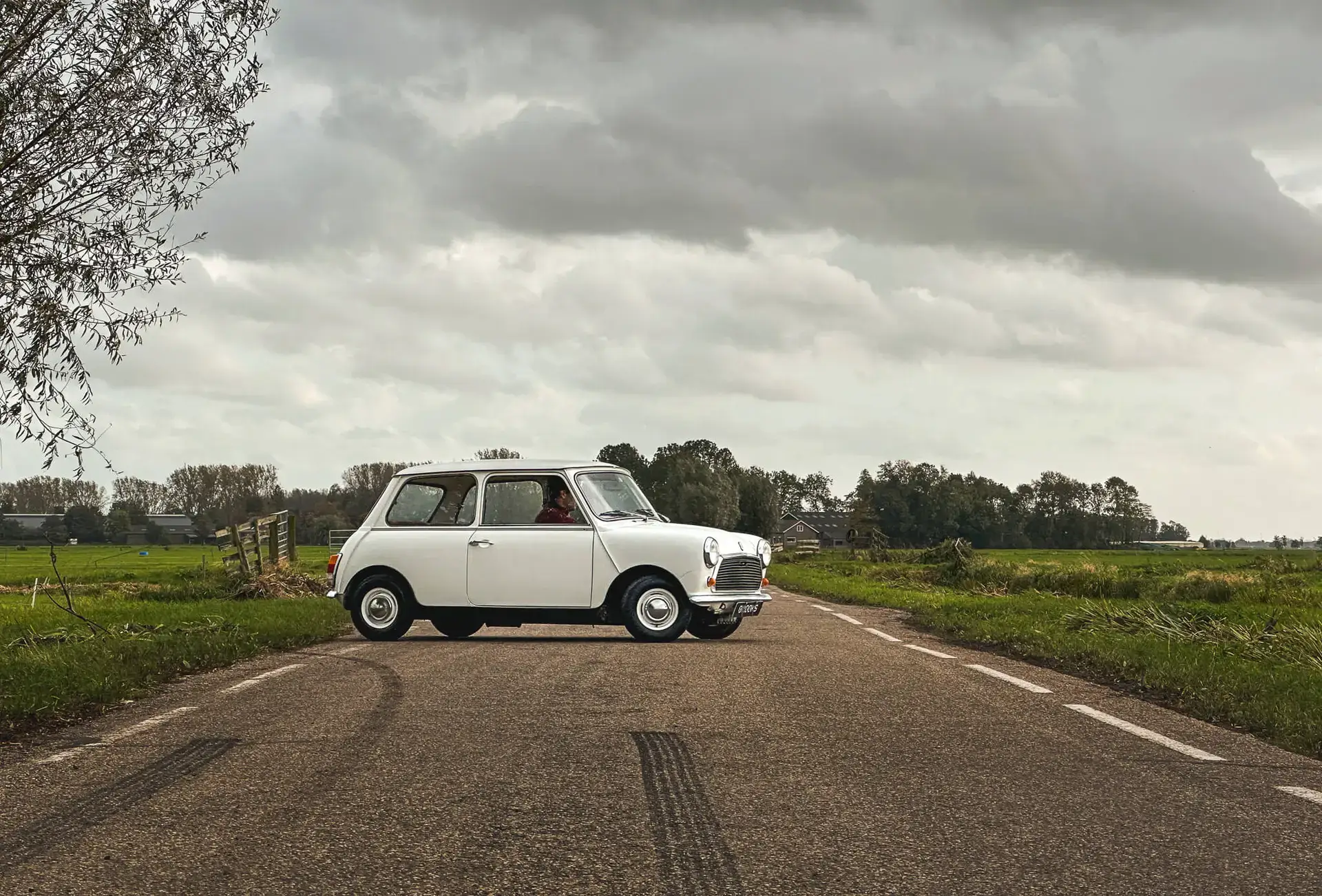 mini matic classic automatic brooks motors mini white-005