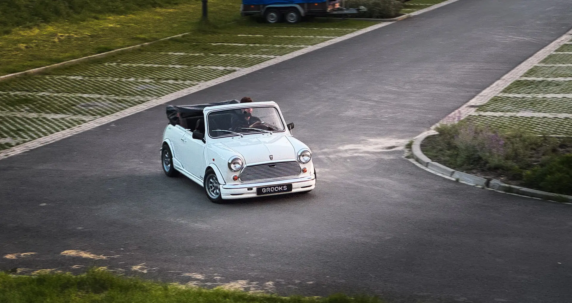 Cabrio mini classic in white, build by cabrioni cabrio design and finished at brooks motors