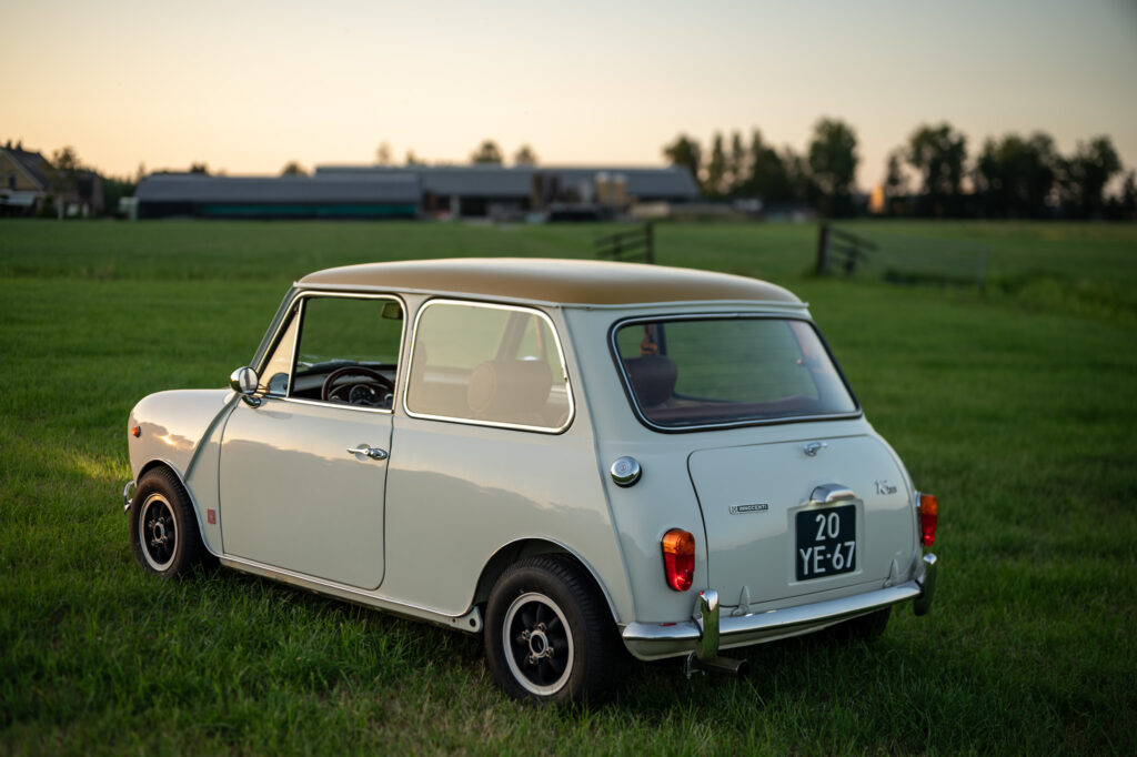 bahama gold on mini classic. together with retrofitted MK1 lights in mini classic