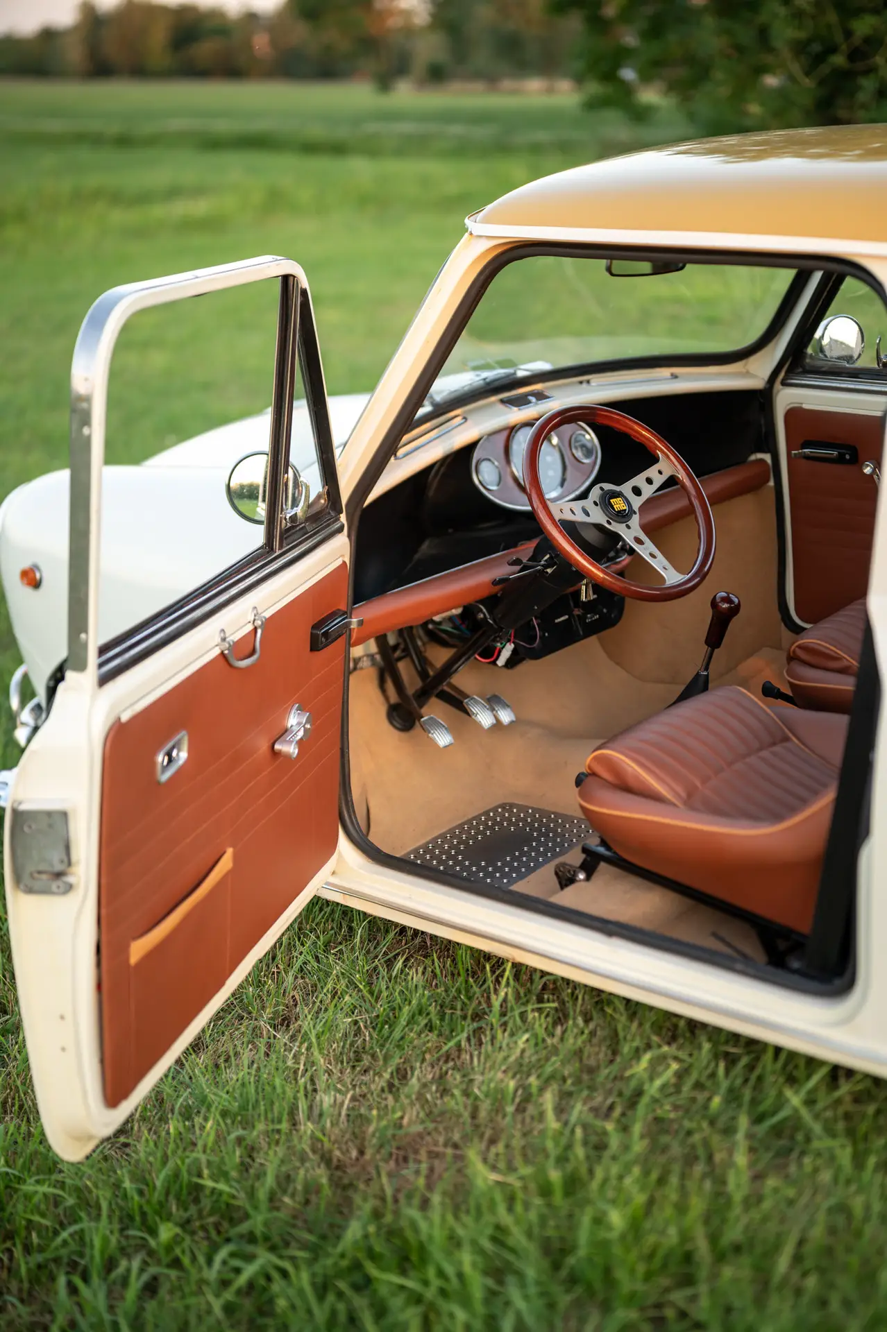 full leather interior mini classic
